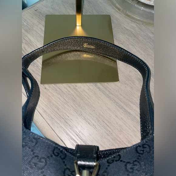 VINTAGE Mini Gucci Jackie with Gold Hardware - Picture 4 of 9